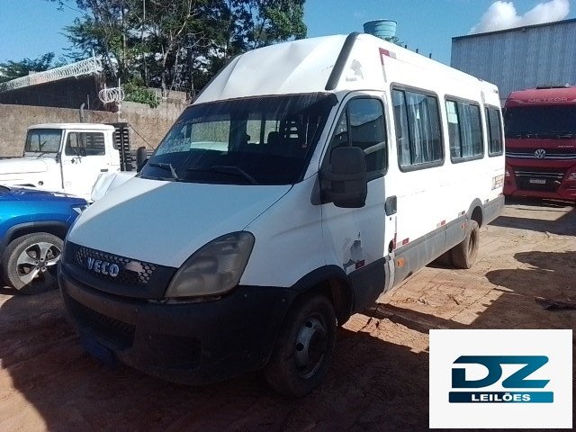 IVECO DAILY 50C17MINIBUS ANO 2015/2016