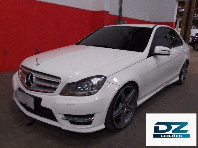 MERCEDES-BENZ C180 TURBO 1.6 ANO 2013/2014