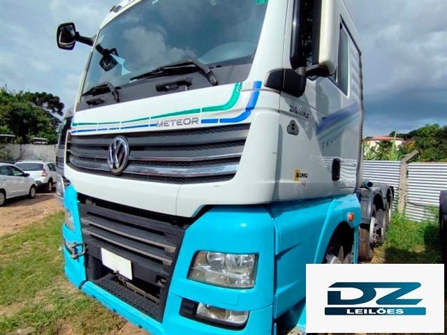 VOLKSWAGEN 28.460 METEOR 6X2 ANO 2022/2023