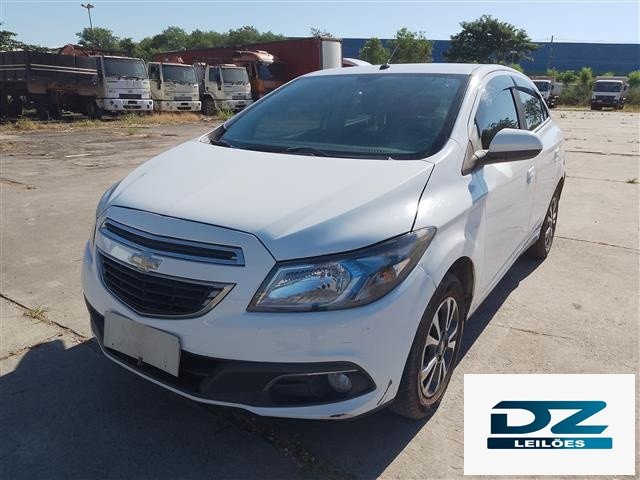 CHEVROLET ONIX 1.4MT LTZ ANO 2015/2016