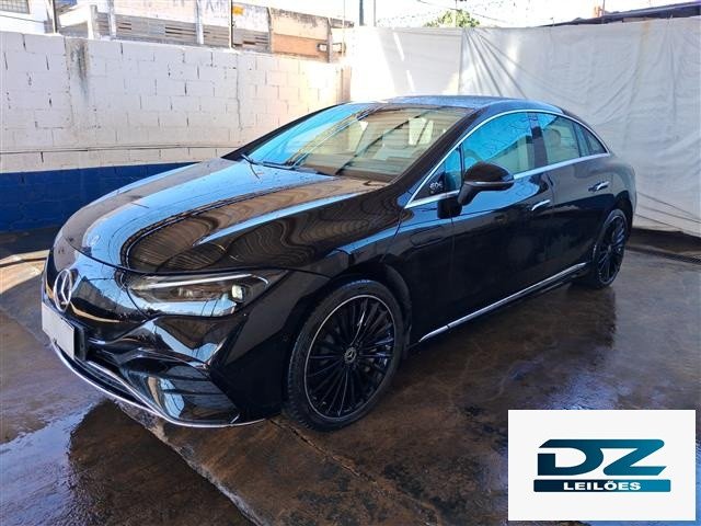 MERCEDES-BENZ EQE 300 ANO 2022/2023