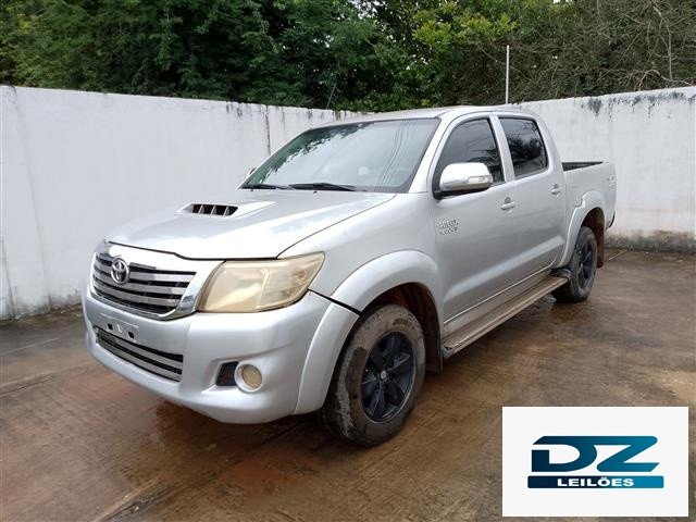 TOYOTA HILUX CD 4X4 3.0 SRV ANO 2013/2013