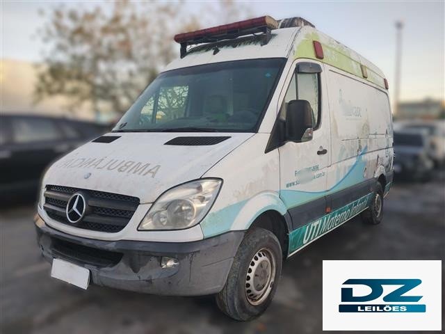 MERCEDES-BENZ SPRINTER 311 CDI 2.1 STREETF ANO 2014/2015