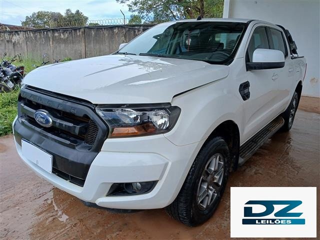 FORD RANGER XLS CD 4x4 AT 2.2C ANO 2017/2018